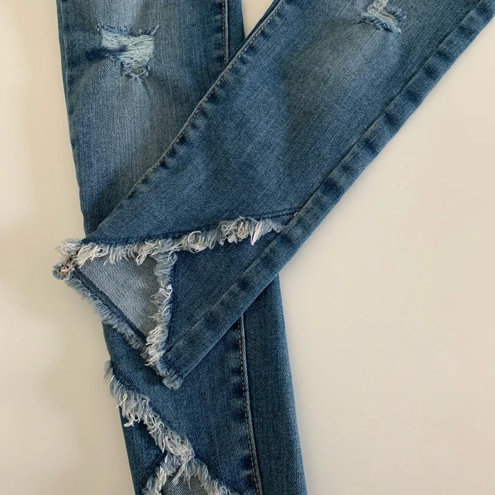Old Navy ballerina leggings Jeans Denim Raw Hem Cropped Sz 7